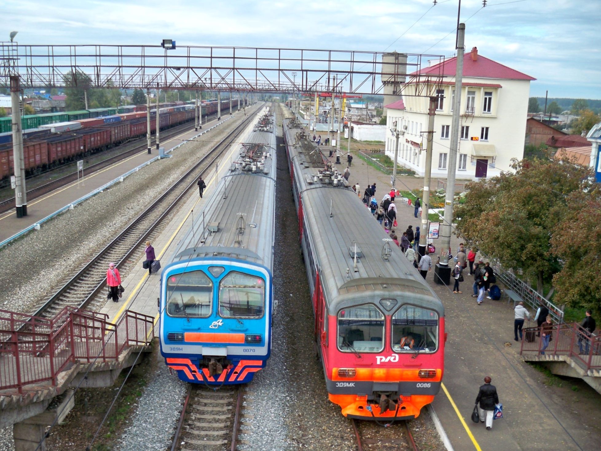 Ижевск кизнер дорога. Вавож ижевск на карте. Кизнер сарапул. Кизнер-казань электричка. Эд9э.