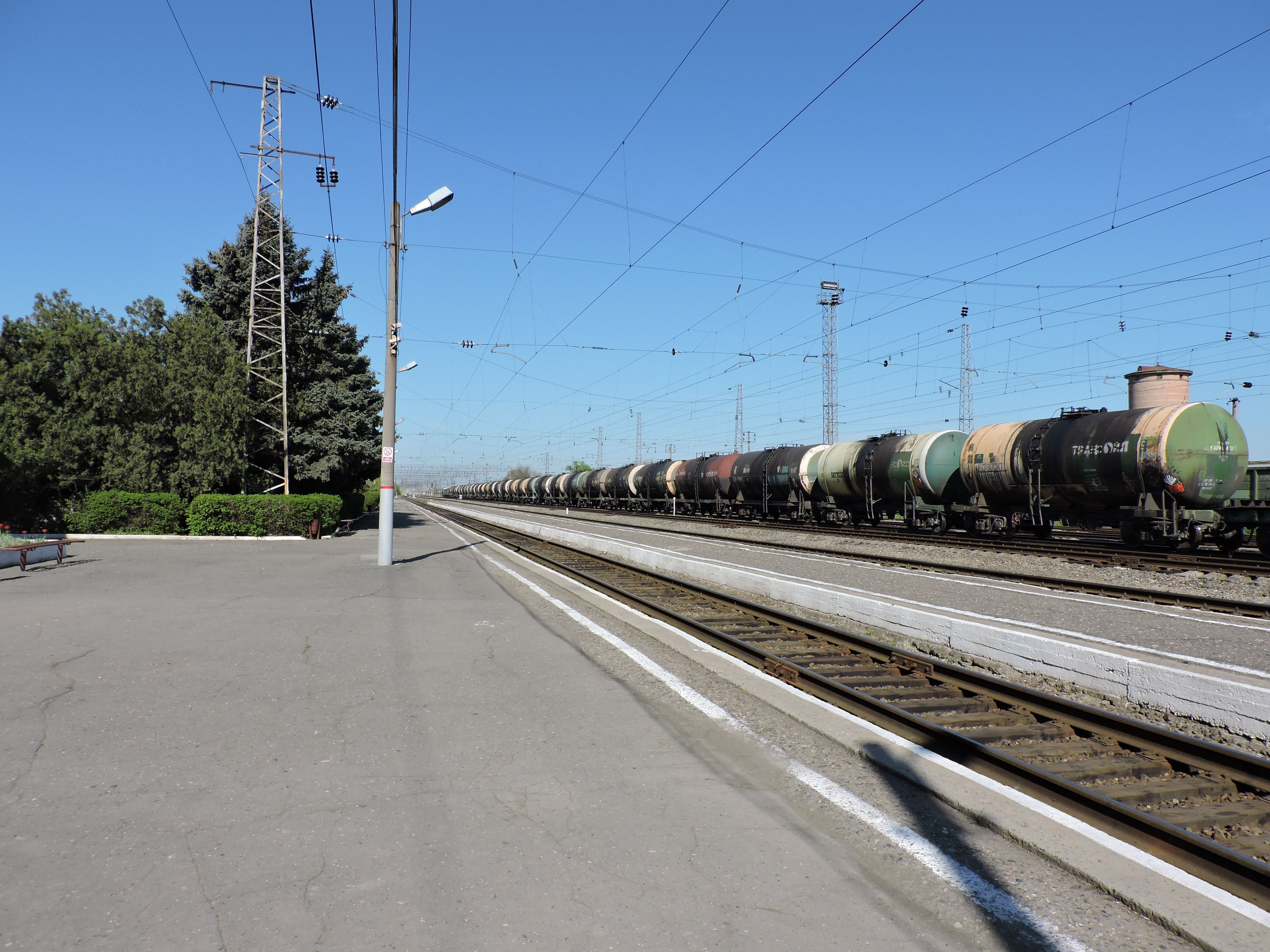 Жд станция моздок. Станция махачкала. Моздок жд. Картинки вокзал махачкала. Жд станция моздок.